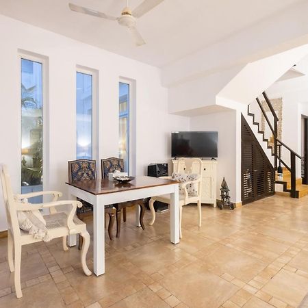 Snowdrop- Exquisite 3Bhk Villa With Pool- Candolim By Staymonkey Calangute Exterior photo