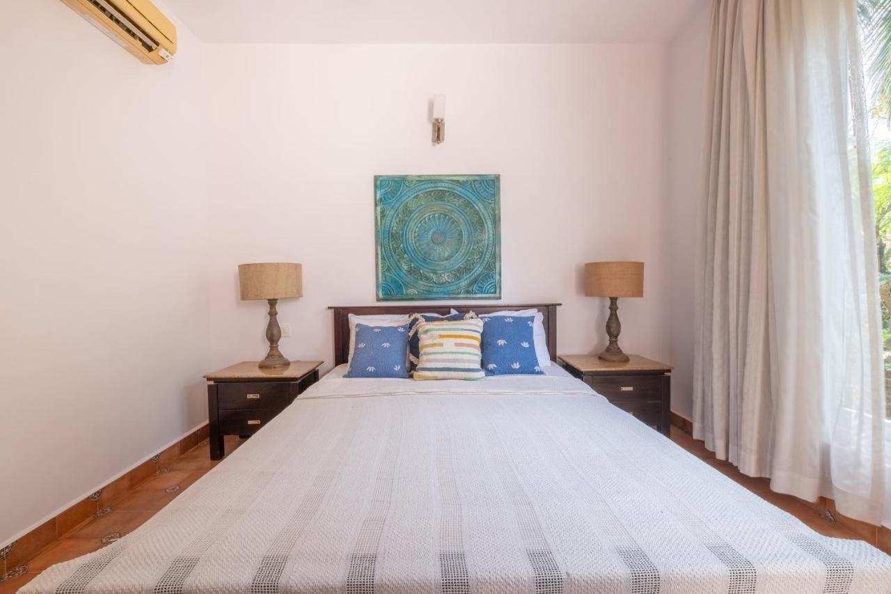 Snowdrop- Exquisite 3Bhk Villa With Pool- Candolim By Staymonkey Calangute Exterior photo