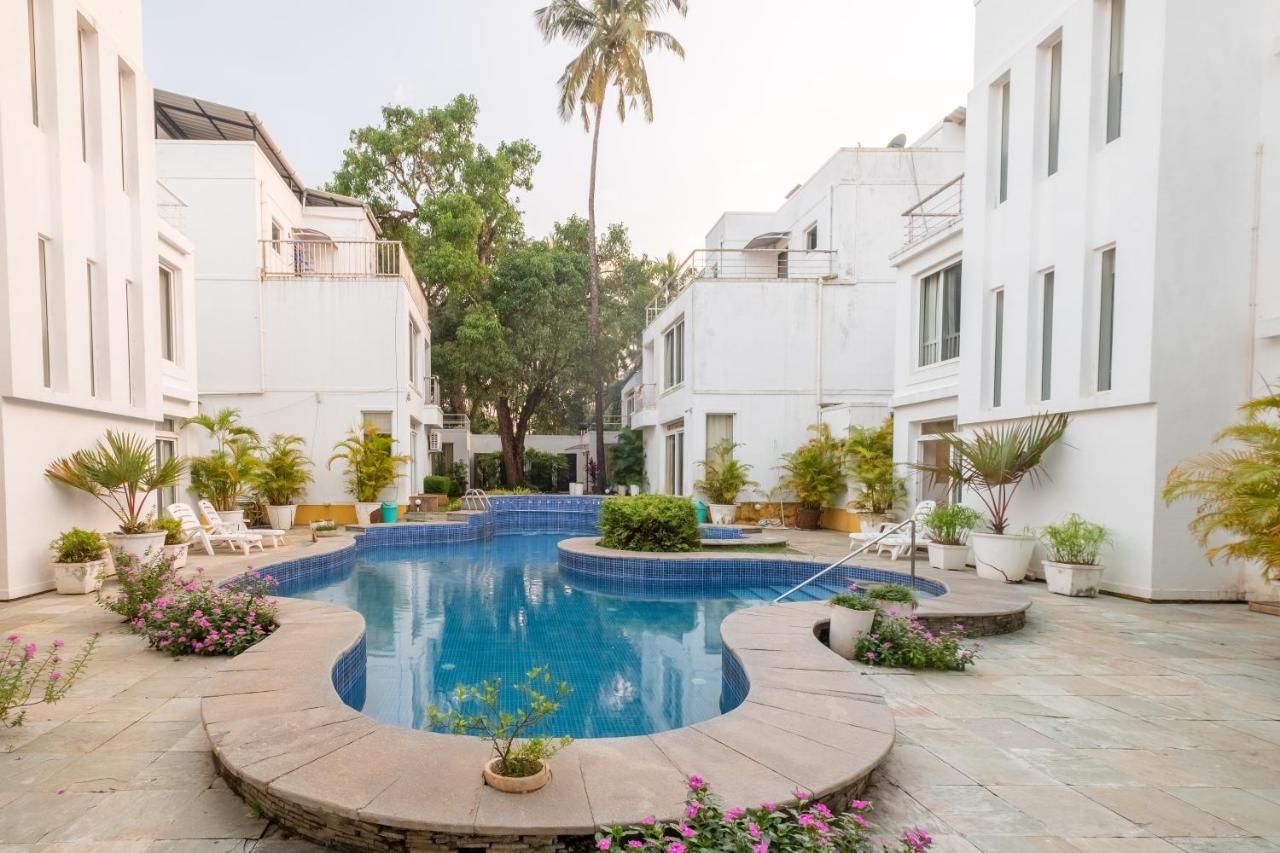 Snowdrop- Exquisite 3Bhk Villa With Pool- Candolim By Staymonkey Calangute Exterior photo